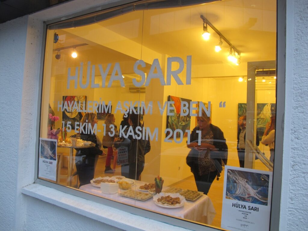 Ütopya Sanat Platformu Sergisi – Hayalleri Aşkım ve Ben